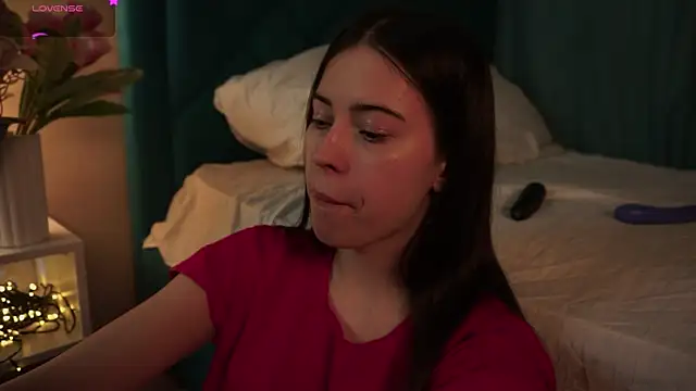 ywixos online show from March 2026 02:48:01 PM