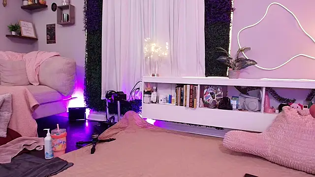 Lexibby69 online show from November 2025 12:21:02 PM