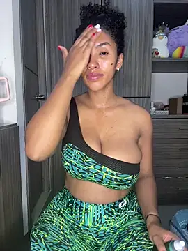 Mia sweet80 online show from October 2025 03:18:02 AM