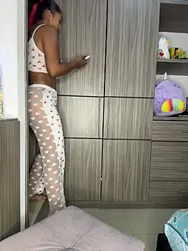 Mia sweet80 online show from November 2025 03:24:02 AM