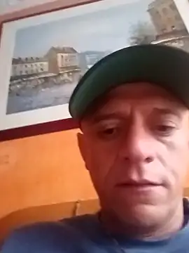 Snapshot of leon8013A chatting on September 2025 11:54:01 AM leon8013A online show from September 2025 11:54:01 AM