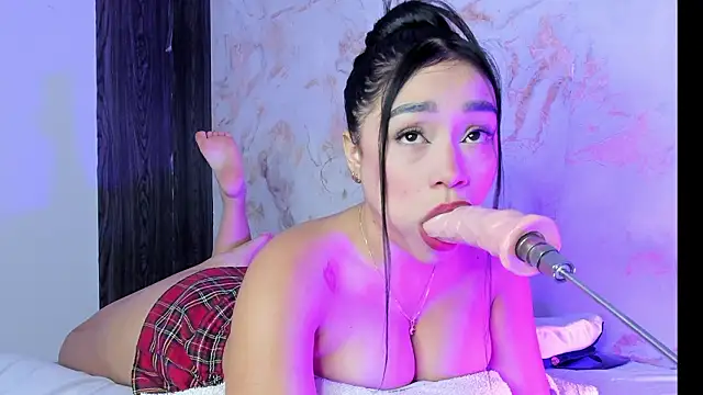 Eva cutte online show from March 2026 11:56:02 AM