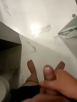 Leofj007 online show from April 2026 12:06:02 AM