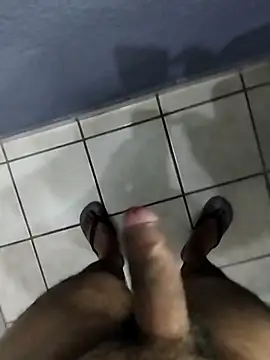 Snapshot of Leofj007 chatting on December 2025 06:12:02 AM Leofj007 online show from December 2025 06:12:02 AM