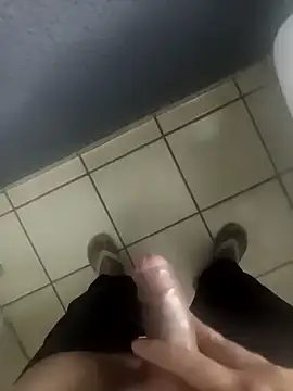 Leofj007 online show from April 2026 05:17:02 PM