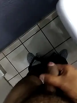 Leofj007 online show from February 2026 12:11:01 AM