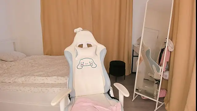 mayyacozyy online show from February 2026 06:44:01 AM