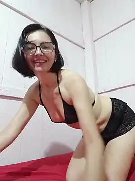 Snapshot of Luana_sexy42 chatting on May 2026 04:07:01 PM Luana sexy42 online show from May 2026 04:07:01 PM