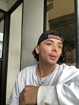 Jacobs0 online show from November 2025 07:58:02 PM