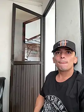 Snapshot of Jacobs0 chatting on December 2025 03:04:01 PM Jacobs0 online show from December 2025 03:04:01 PM