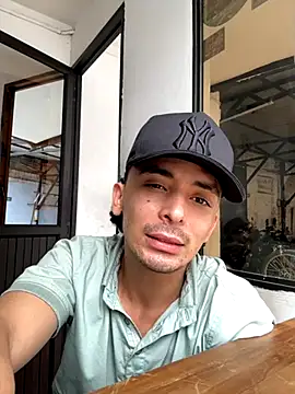 Jacobs0 online show from October 2025 04:40:01 PM