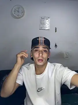 Jacobs0 online show from November 2025 04:49:02 AM