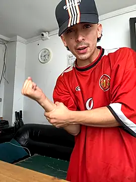 Jacobs0 online show from November 2025 07:25:01 PM