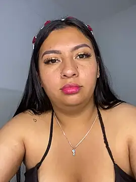 Issa Santana online show from March 2026 08:20:02 PM