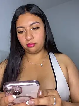 Issa Santana online show from March 2026 09:57:01 PM