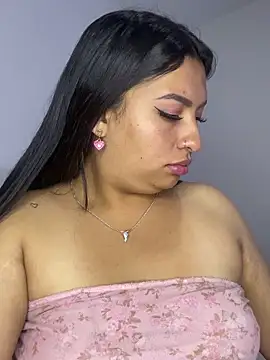 Issa Santana online show from April 2026 08:04:02 PM