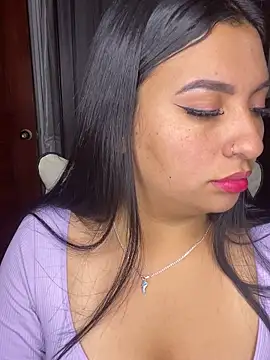 Issa Santana online show from March 2026 08:40:01 PM