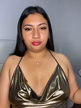 Issa Santana online show from March 2026 09:04:02 PM