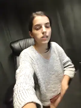 Snapshot of SweetMelodyZ chatting on November 2025 05:45:02 PM SweetMelodyZ online show from November 2025 05:45:02 PM