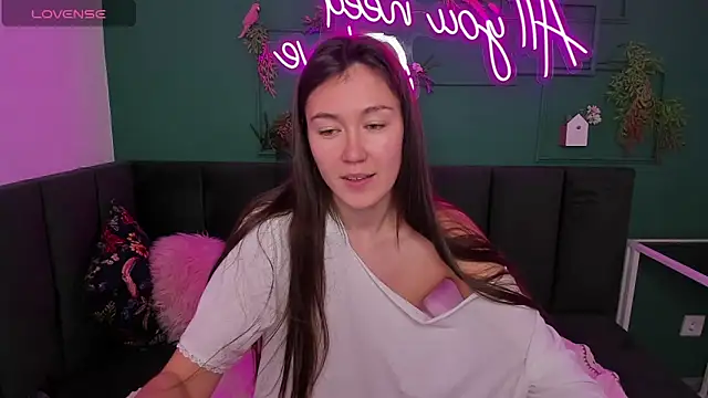 Tina Porter online show from November 2025 02:15:01 AM