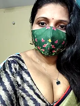 Hotty Sonali online show from November 2025 12:52:02 PM