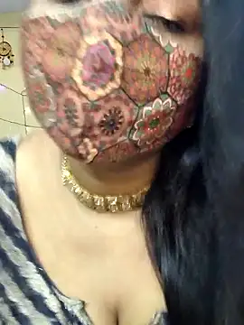 Hotty Sonali online show from October 2025 01:05:02 AM