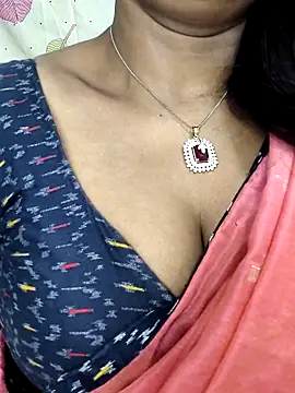 Hotty Sonali online show from December 2025 01:10:01 AM