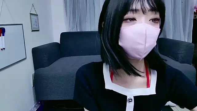 Snapshot of momochan_777 chatting on September 2025 07:26:02 AM momochan 777 online show from September 2025 07:26:02 AM