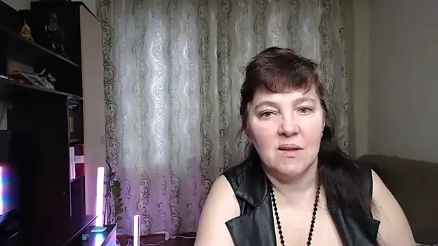 Illusionq online show from March 2026 05:04:02 AM