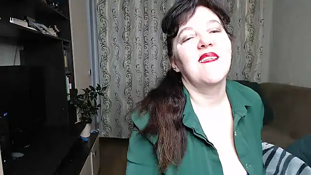 Illusionq online show from December 2025 04:58:02 AM