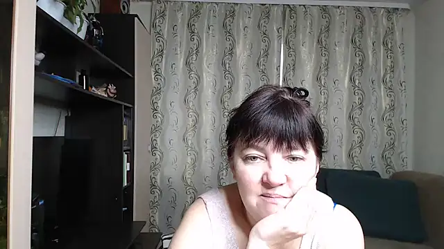 Illusionq online show from November 2025 05:00:02 AM