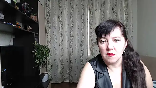 Illusionq online show from October 2025 04:56:02 AM