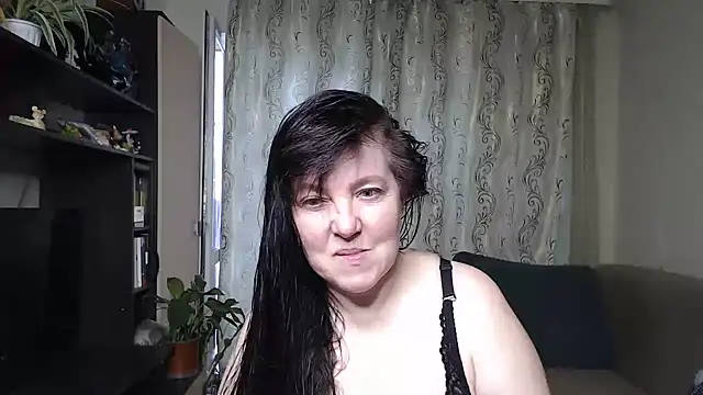 Snapshot of Illusionq chatting on July 2026 10:22:01 AM Illusionq online show from July 2026 10:22:01 AM