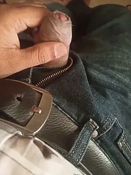 silvaa89 online show from October 2025 09:39:01 AM