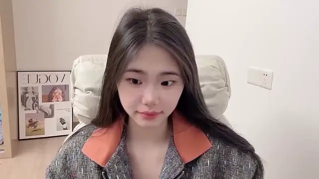 Snapshot of suki-1 chatting on November 2025 09:09:02 AM suki-1 online show from November 2025 09:09:02 AM