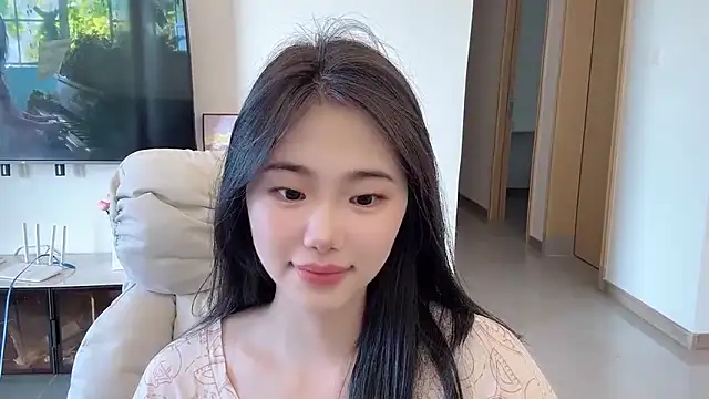 Snapshot of suki-1 chatting on November 2025 09:01:01 AM suki-1 online show from November 2025 09:01:01 AM