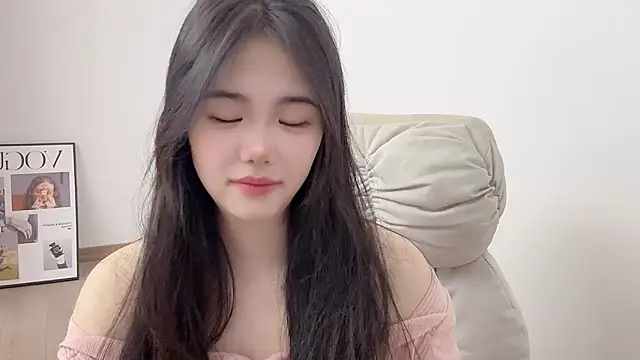 Snapshot of suki-1 chatting on April 2026 09:35:01 AM suki-1 online show from April 2026 09:35:01 AM