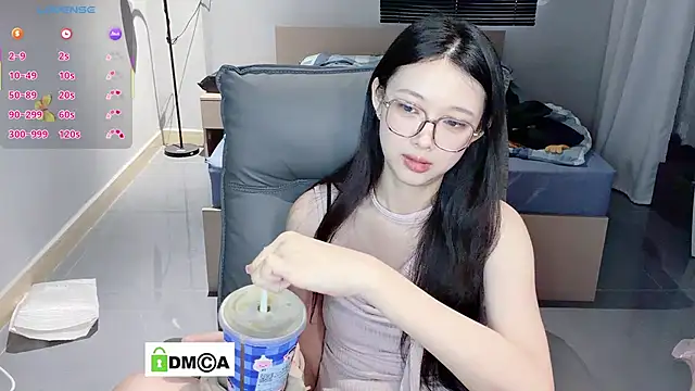 NiNi-baby520 online show from April 2026 07:32:02 AM