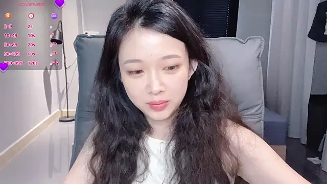 NiNi-baby520 online show from September 2025 08:25:01 AM