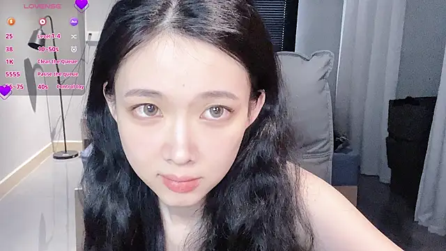NiNi-baby520 online show from September 2025 07:26:02 AM