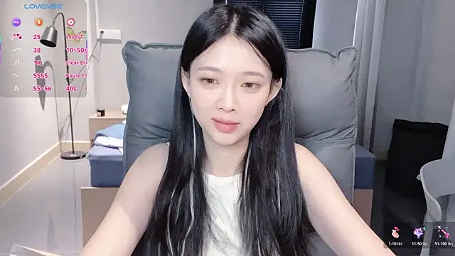 NiNi-baby520 online show from November 2025 07:40:01 AM