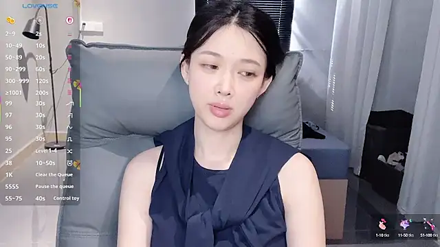 NiNi-baby520 online show from October 2025 07:10:01 AM