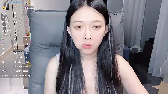 NiNi-baby520 online show from October 2025 07:32:02 AM