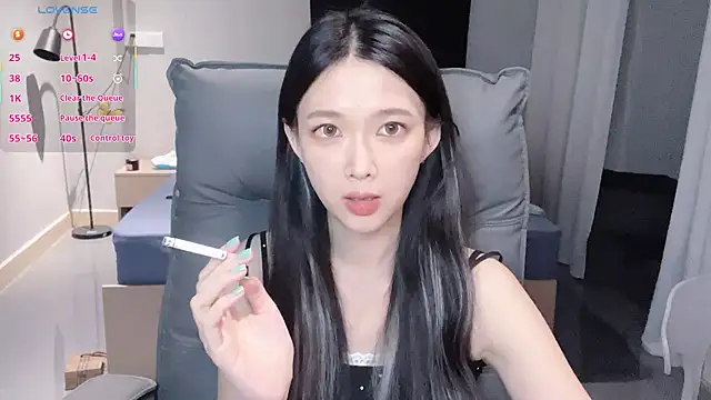 NiNi-baby520 online show from October 2025 03:45:01 PM