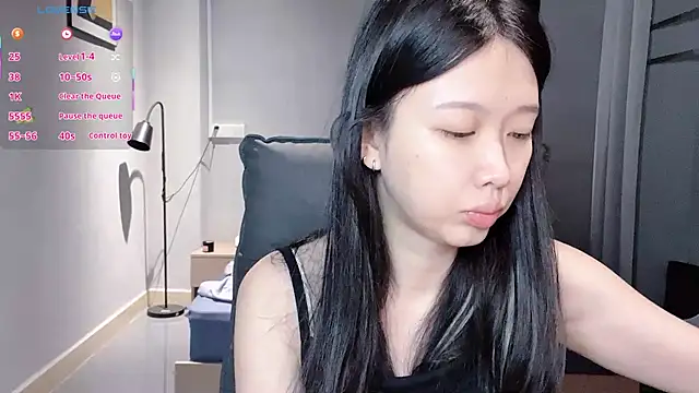 NiNi-baby520 online show from November 2025 07:33:02 AM