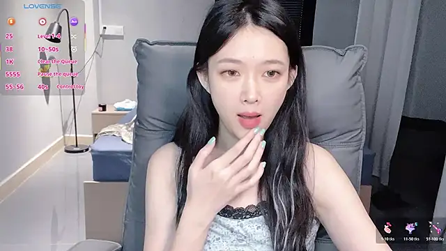 NiNi-baby520 online show from November 2025 07:35:01 AM