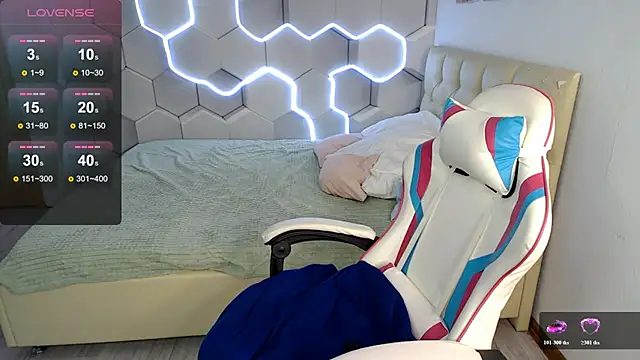 aliicemeow online show from June 2026 05:57:01 AM