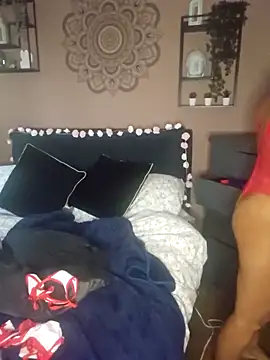 LonelyLucinda online show from September 2025 06:31:02 AM