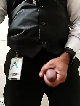 Snapshot of PROMYLOVE chatting on January 2026 02:48:01 AM PROMYLOVE online show from January 2026 02:48:01 AM