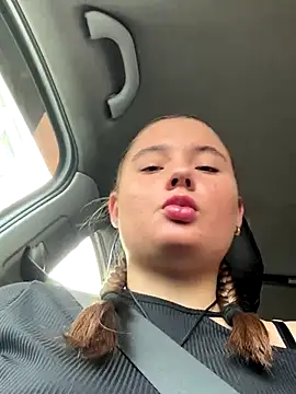 StephanieMur online show from September 2025 05:03:02 AM